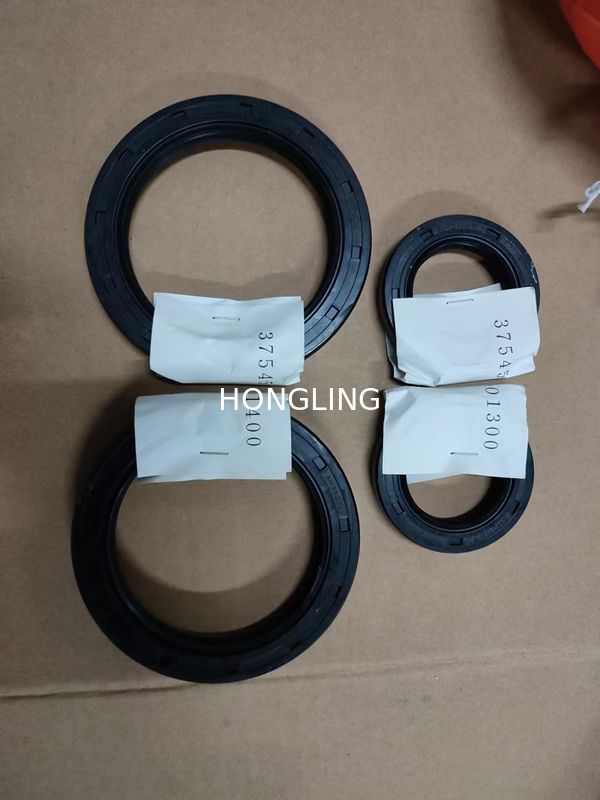 S12R S16R Mitsubishi Heavy Industries Spare Parts 37545-01300 37545-01400 Oil Seal