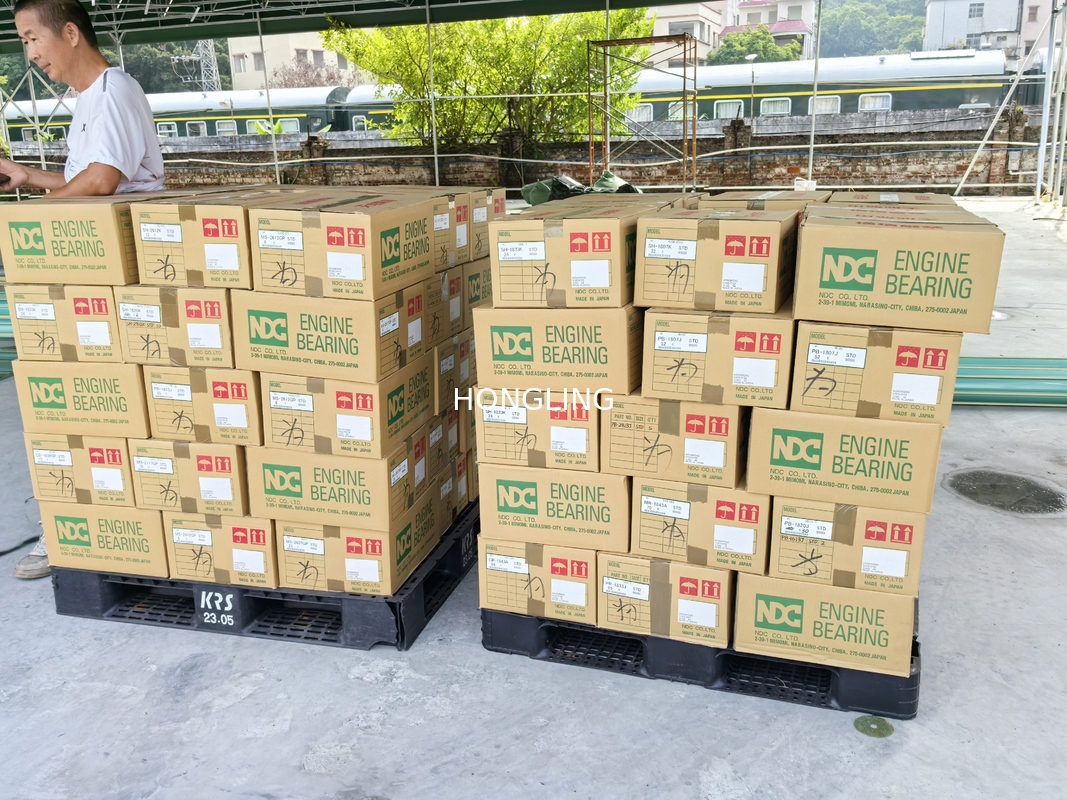 Komatsu 6D95 S6K J08E C240 6D24 S4S PF6 main bearing , connecting rod bearing , thrust plate